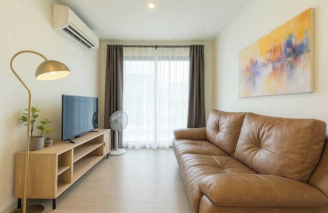 2BR 7 Mins walk to BTS Bill included​