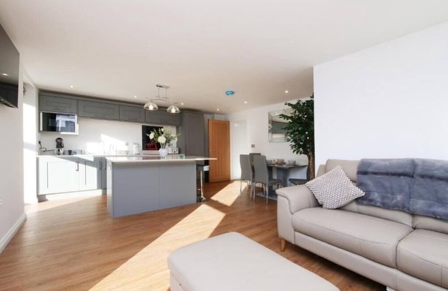Comfortable 2-Bedroom Apartment Close to York Minster & Local Eats