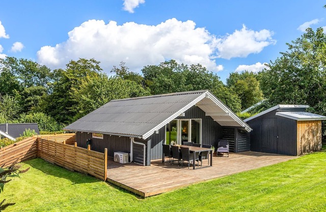 2 bedroom beautiful home in Egernsund