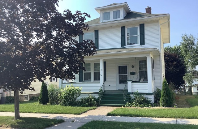 Charming 3-bedroom house in lovely Somerset with AC.