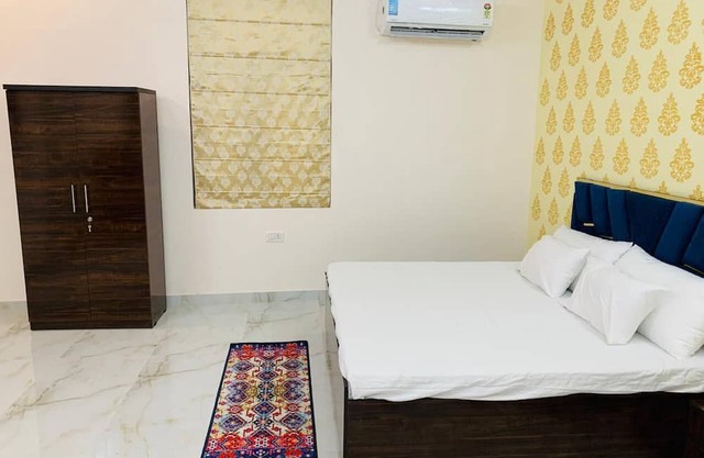 PADAMSUKH - A Soothing farmhouse in Jaipur at a safe locality.