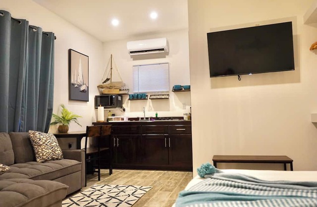 Cozy Guess House near ocean- Swordfish Villa