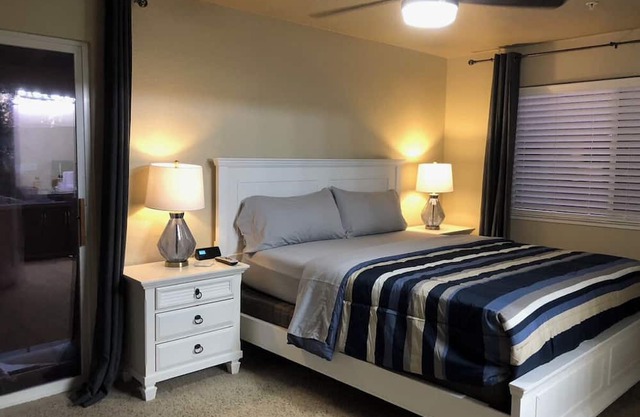 3-bedroom townhome in charming Modesto with AC