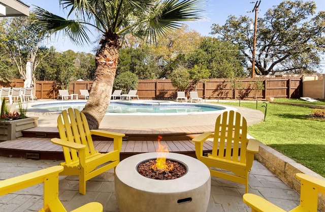 NEW! Fully Loaded w/Heated Pool, Hot Tub & Games!