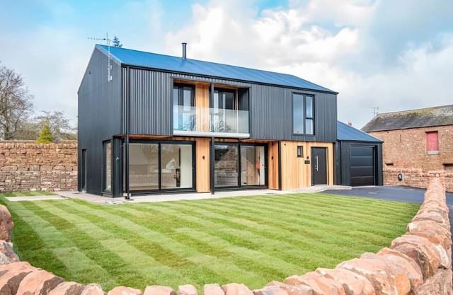 3 FALLOW GARDENS, family friendly, luxury holiday cottage in Lazonby