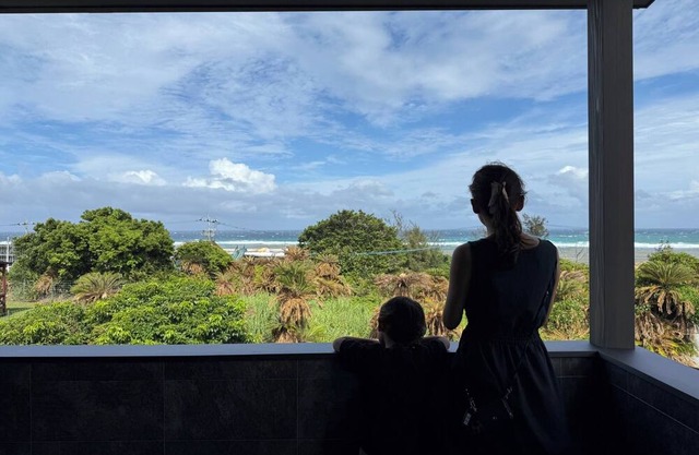 Two seas Enjoying life with wild birds at Yamamot/Amami Kagoshima