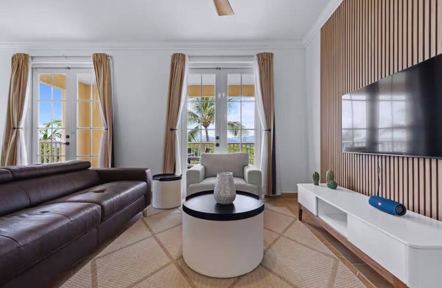 Private Two-Story Villa @Casitas