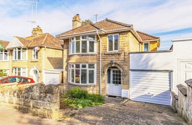 4 Bedroom House at Bowood Road