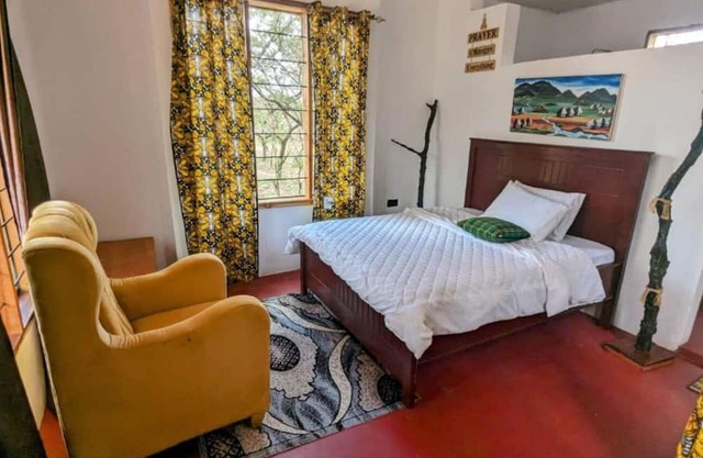 Double G safaris and Camp Mikumi - Luxury Triple Room 3