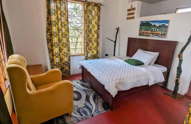 Double G safaris and Camp Mikumi - Superior Single Room 2
