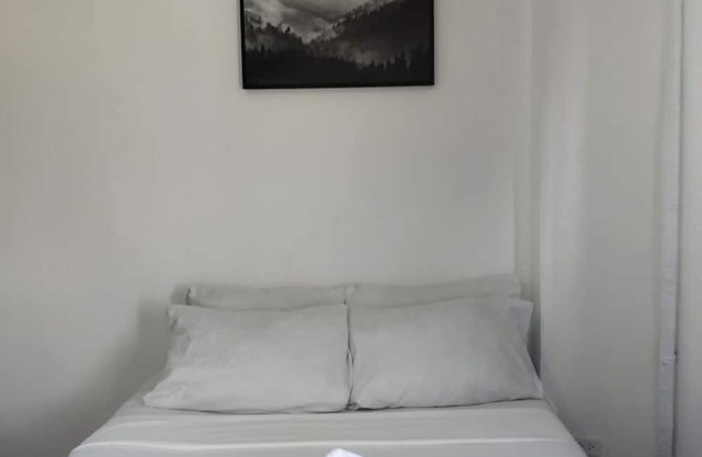 Convenient WV Towers Studio with Outdoor Pool