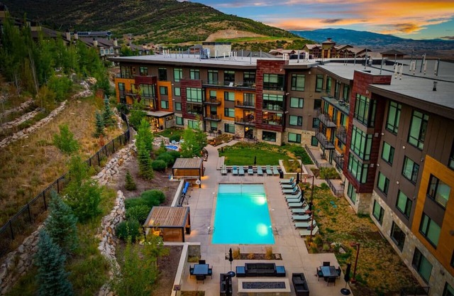 Ski Haus Park City | Ski-In/Out Luxury Residence