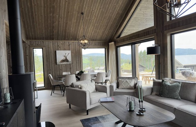 Luxury holiday home, skiing, sauna, remote office