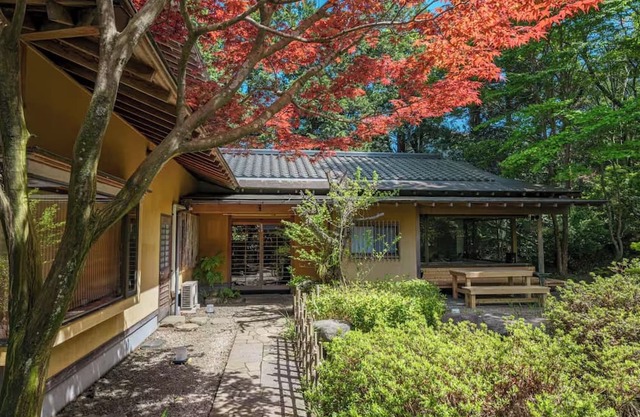 Nonsmoking A modern Japanese hot spring inn sur/Ito Shizuoka