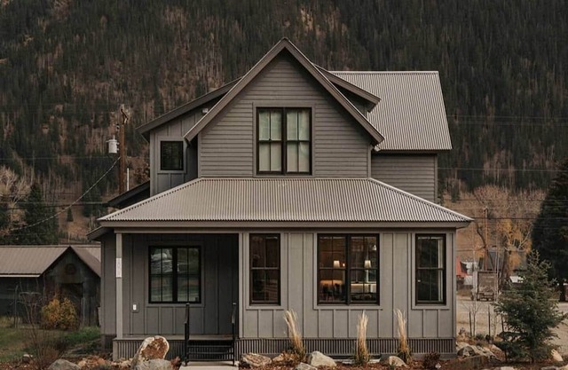 Silverton Summit Retreat