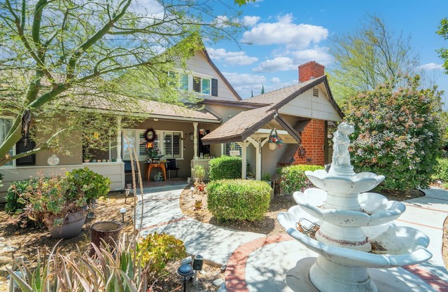 2-bedroom guest house in Claremont