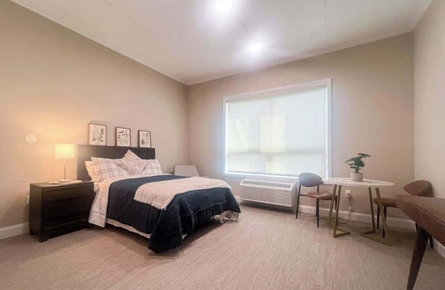 413 Modern Brand New Studio Apartment