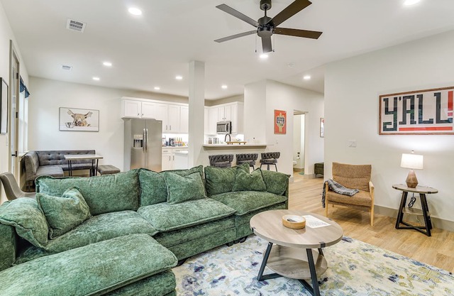 Lake-View Retreat w/Games & Yard in Daingerfield