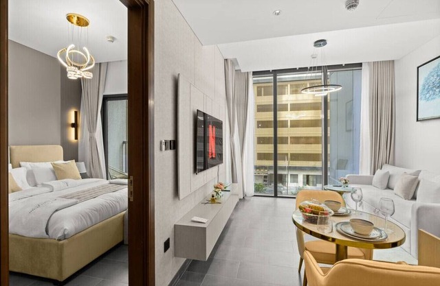 Elegant 1BR w/ Bedroom Balcony | Sobha Crest