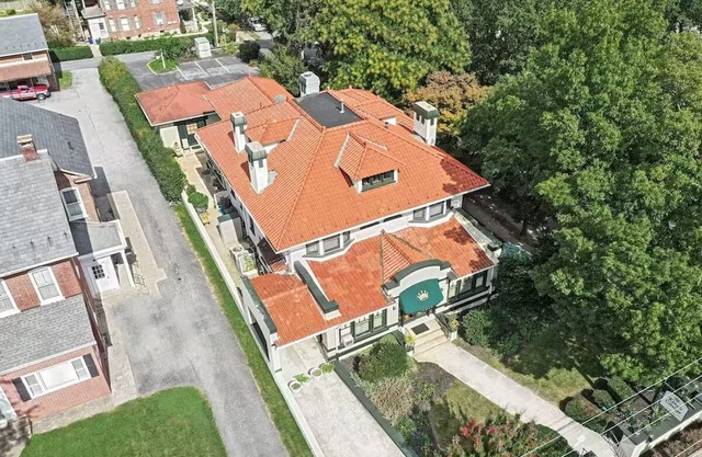 5,100 Sq Ft Mansion w/Firepit & Grill Near Sight & Sound In Lancaster