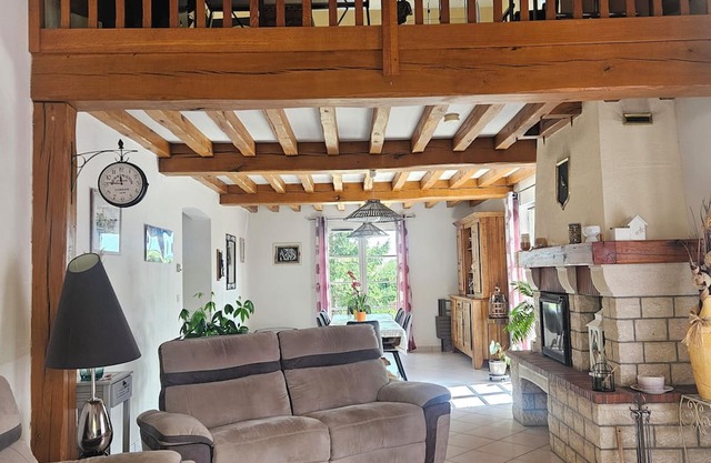 Charming country house between the Othe forest and the Chablis region