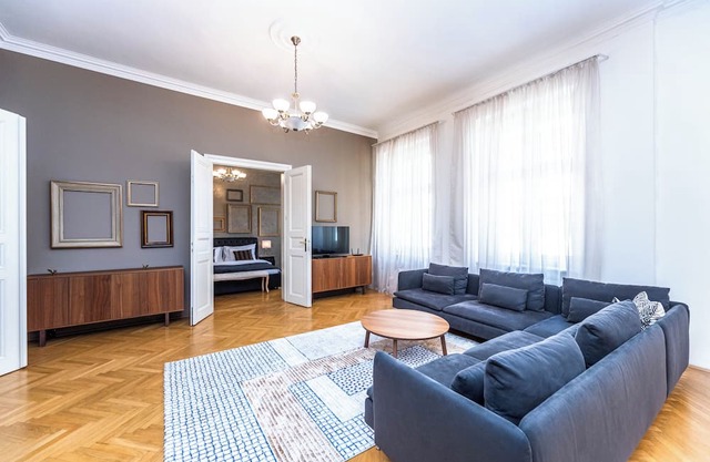 Top flat close to Wenceslas square with parking