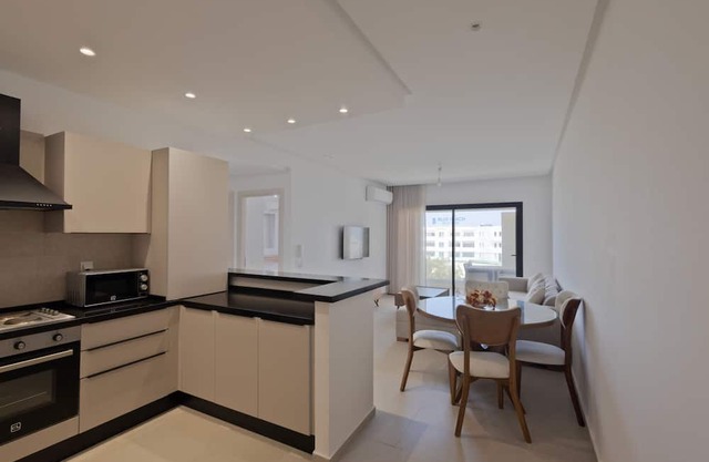 Luxury guest apartment with picine topogon picine parking space
