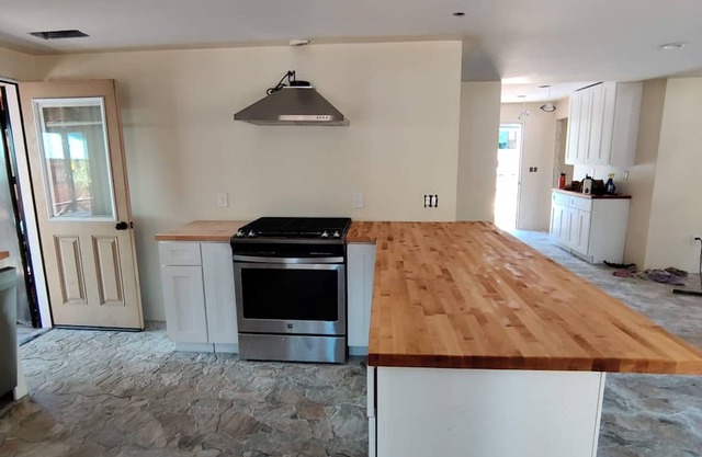 Newly Remodeled 5-bedroom cabin in Shaver Lake