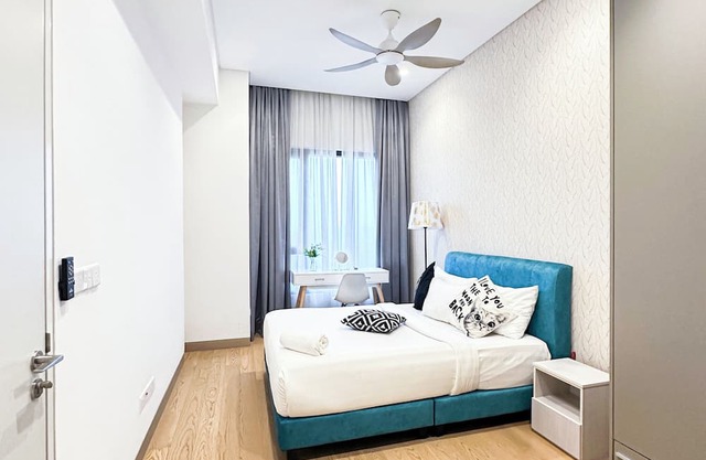 Cozy onebedroom apartment with mountain view Highfloor