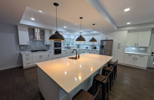 Prime ATL Estate - 8BR - Mins to Buckhead & Braves