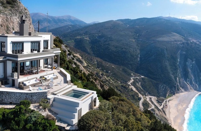 Mythos - Three Bedroom Villa, Sleeps 6