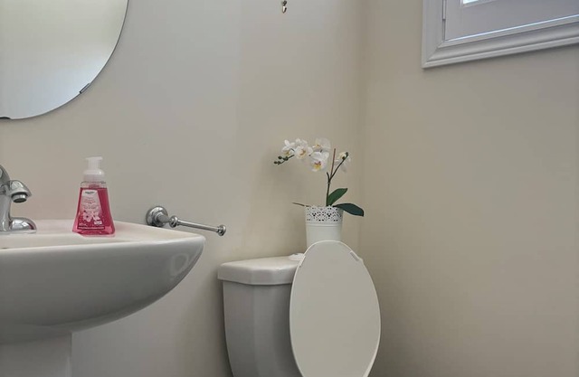 Awesome Specious Detached 4-bedroom house in Richmond Hill