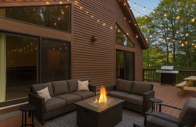 Spacious 3BR Home Near Lake & Mountain - Sleeps 9 - Sunapee Retreat