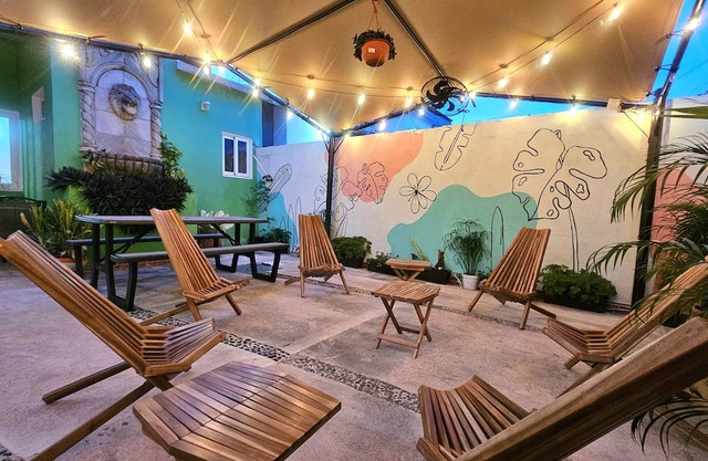 Beautiful deluxe room with shared kitchenette, in the heart of Cancun