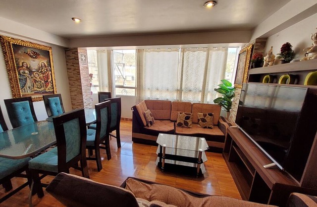Spacious modern cozy apartment ideal for groups - close to Cusco historico3