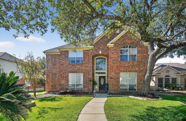 NEW! San Antonio Oasis Hot Tub & Pool Access