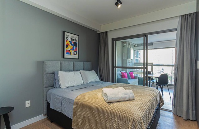 Bauhaus - New Apartment in Brooklin, Gym and Pool