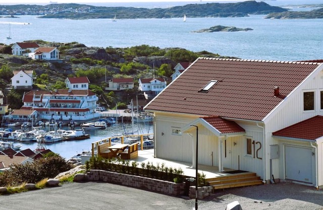 Panoramic view on Ellös top with 500m to sea | SE09125