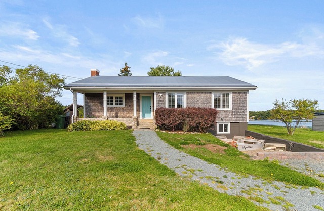 Waters Edge on the Cove | Hot Tub Sleeps 11