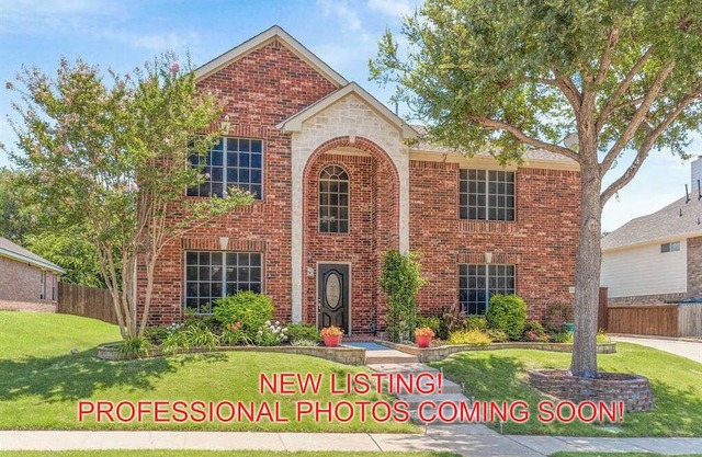 4BD Spacious Home | Backyard, Pool, Jacuzzi