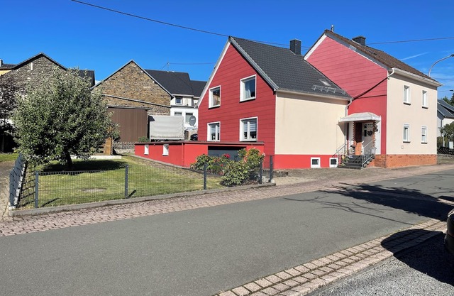 Modern vacation home approx. 120m² with garage and beautiful outdoor area