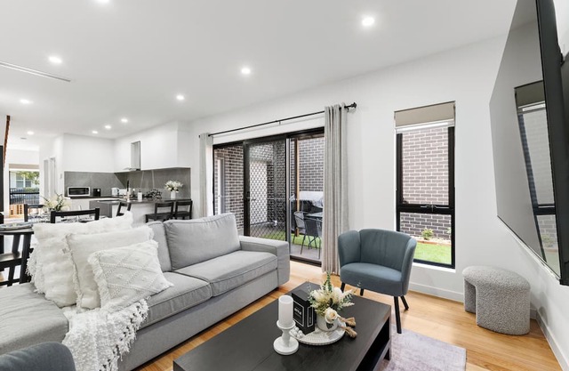 Modern Fawkner Home