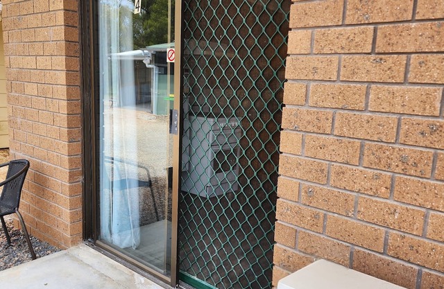 Cosy Nook Flat 4 - Budget accommodation with all the mod cons