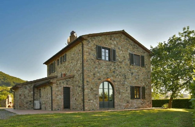 Vacation home for 8 guests with 250m² in Castellina Marittima (296637)