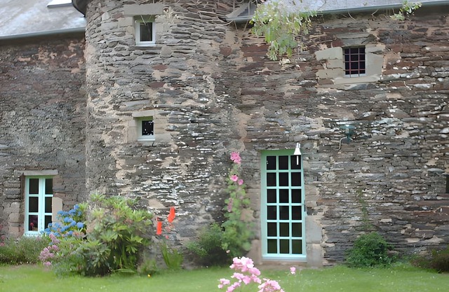 Ker Cado – Guest Rooms Between Brocéliande and the Breton Coast