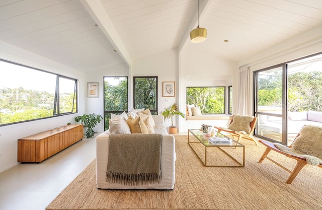 Waterfront Sanctuary, Oneroa - Now open for Christmas and New Year booking!