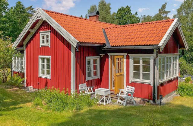 Cozy home in Tostared with sauna