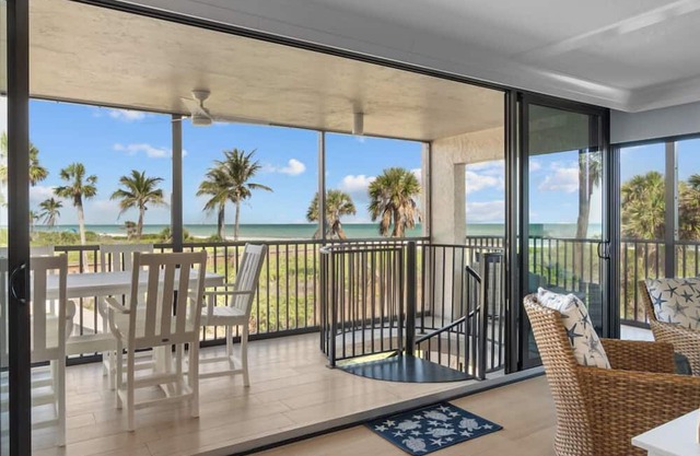 Corner Condo with 180° Gulf Views + Beach Access | Sundial R-206