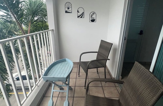 3-bedroom apartment in Río Grande with a wonderful rainforest view, WiFi & pool
