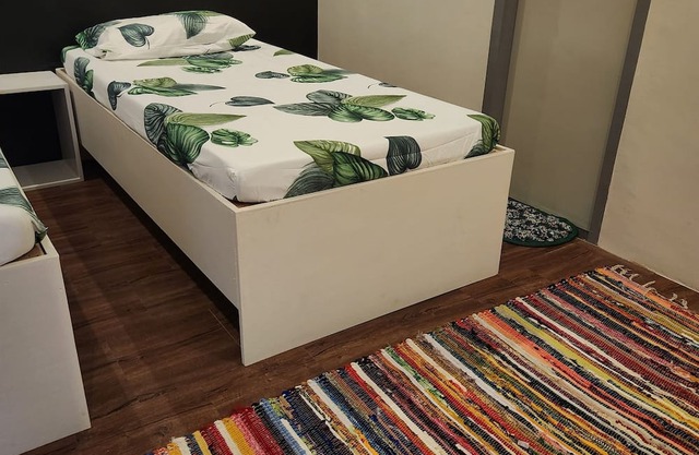Cozy place away from home, walking distance from SM clark,near clark airport